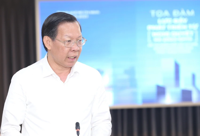 Chủ tịch Phan Văn Mãi làm Tổ trưởng tổ tư vấn chính sách tài chính, tiền tệ TP.HCM